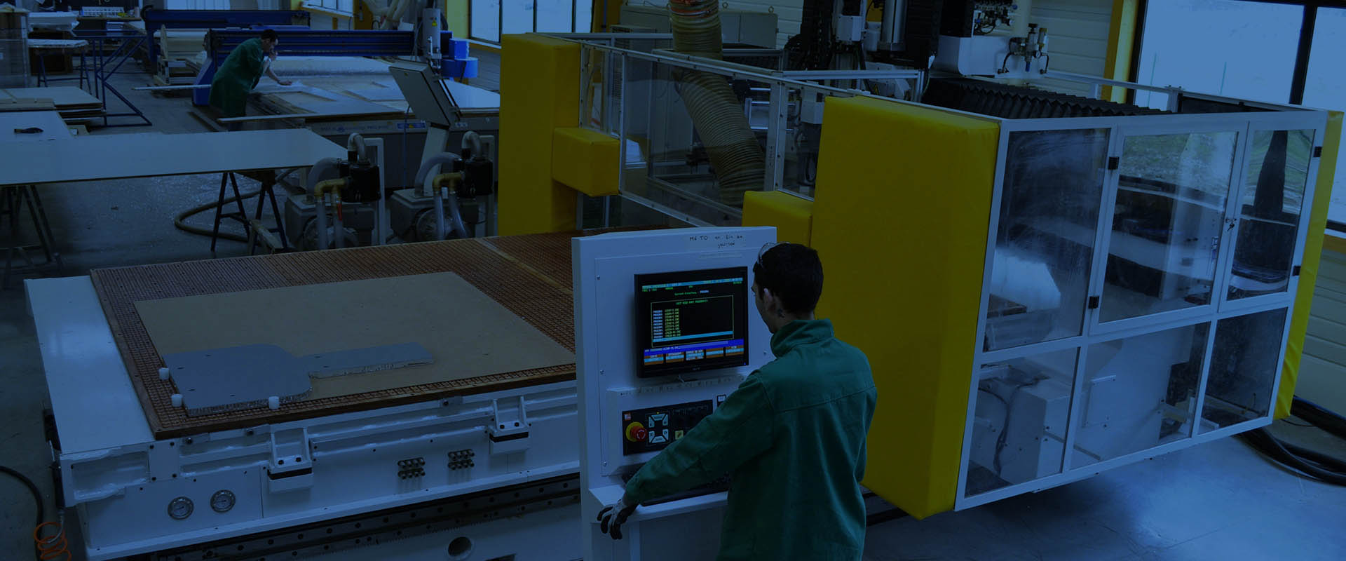 Finaero acquiert SMTC, un leader dans le secteur de l’aménagement ferroviaire.